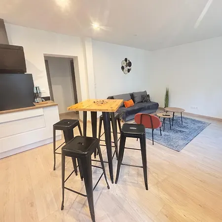 Maréchal 1 Parking 4 Couchages Appartement Clouange