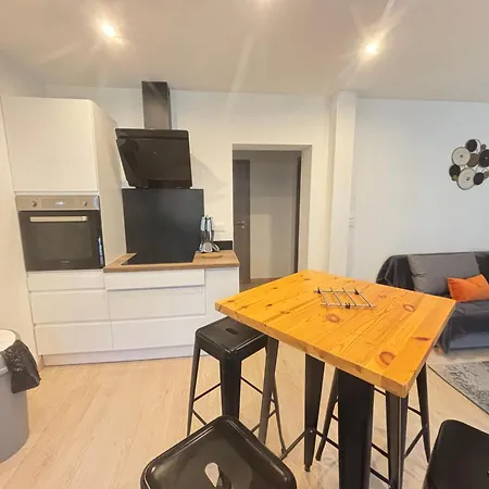 Appartement Maréchal 1 Parking 4 Couchages Clouange