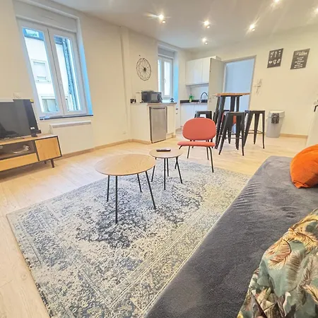 Appartement Maréchal 1 Parking 4 Couchages Clouange